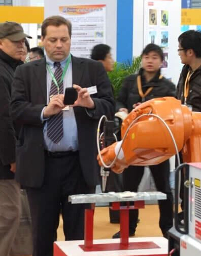 华工激光2009年慕尼黑上海光博会光影