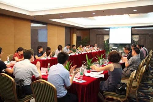 主任委员王璞教授作会议总结,本次工作会议圆满结束