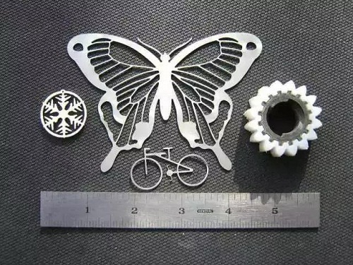 复杂图案 轻松应对 光纤激光切割机